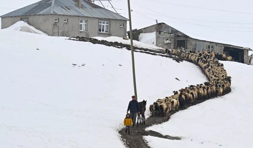 Eksi 30 Derecede Köyde Nöbet Tutuyorlar