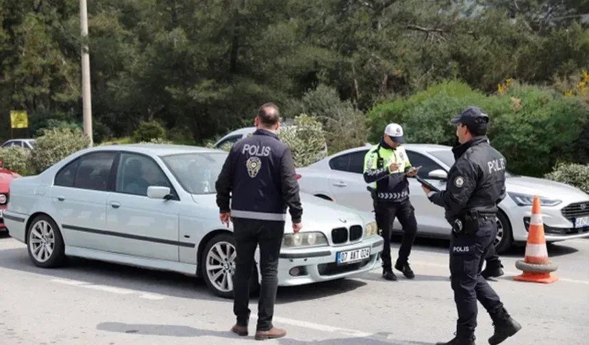 Bodrum'da Bayram Yoğunluğu 25 Bin Araç Giriş Yaptı