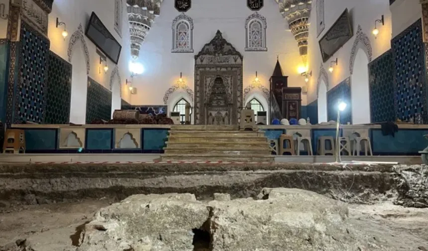 Bursa’da 600 Yıllık Cami Havuzu Gün Yüzüne Çıktı