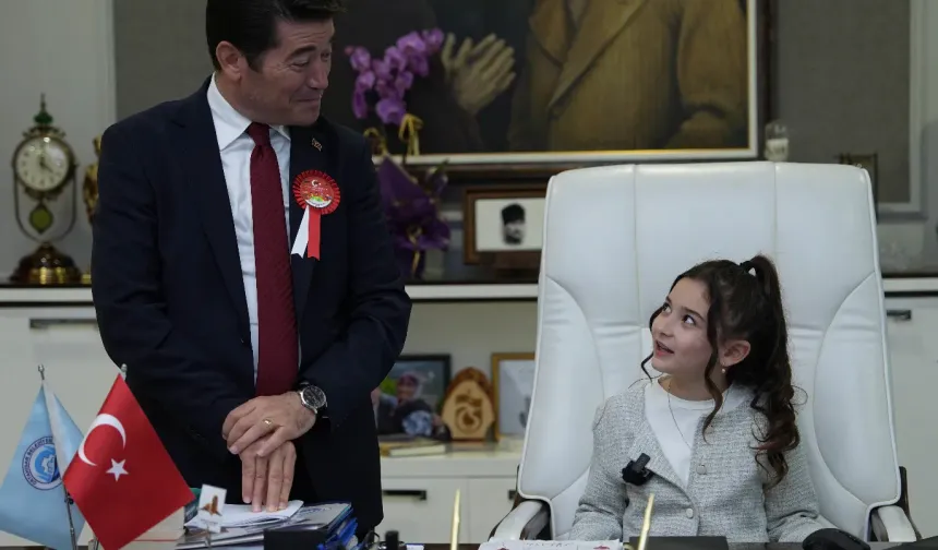 Trabzonlu Lina Saka Dünya Birincisi Oldu