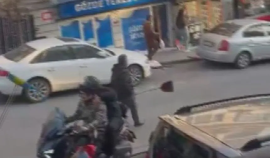 Fatih’te Bıçaklı Tartışma Kameraya Yansıdı