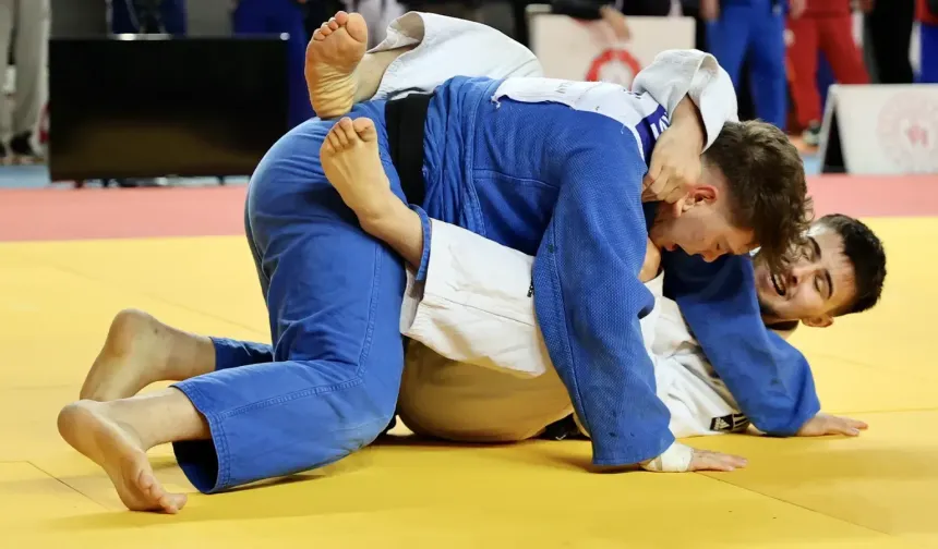 Trabzon’da Gençler Judo Şampiyonası Nefes Kesti