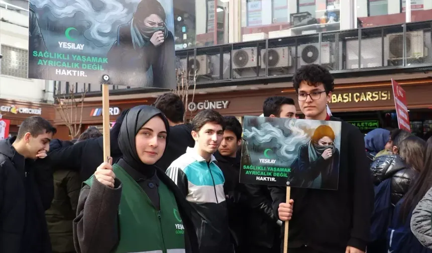 Trabzon’da Yeşilay Haftasında Bağımlılığa Karşı Yürüyüş