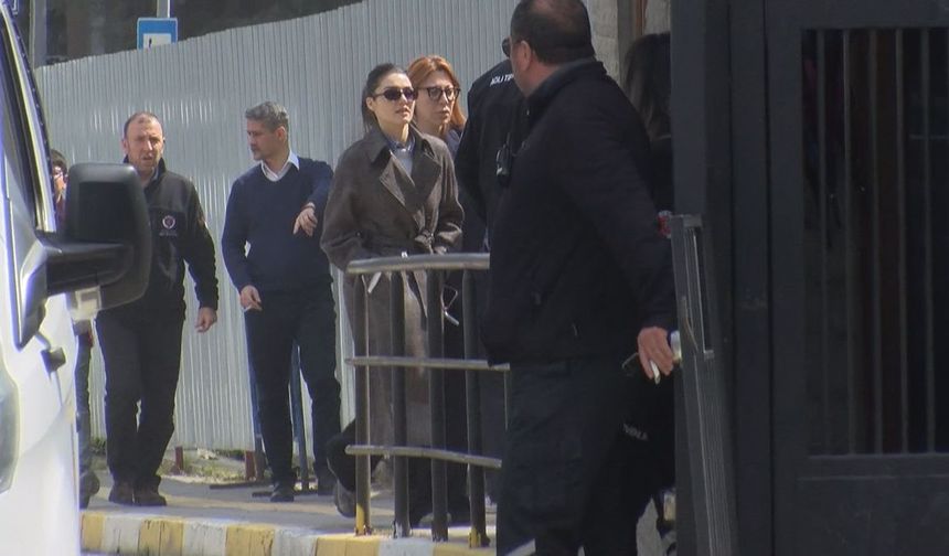 Hande Erçel Soruşturma Kapsamında İfade Verdi