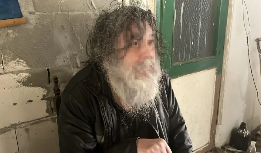 Gebze’de Kötü Koku Gelen Ev Temizlendi