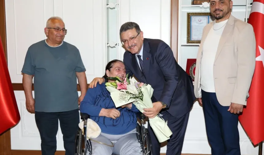 Hasipoğlu'ndan Başkan Genç'e Anlamlı Teşekkür