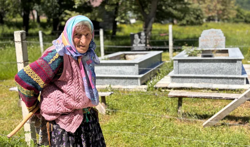 Trabzon'da Yürek Burkan Vefa! Her Gün Mezarlığa Gidiyor