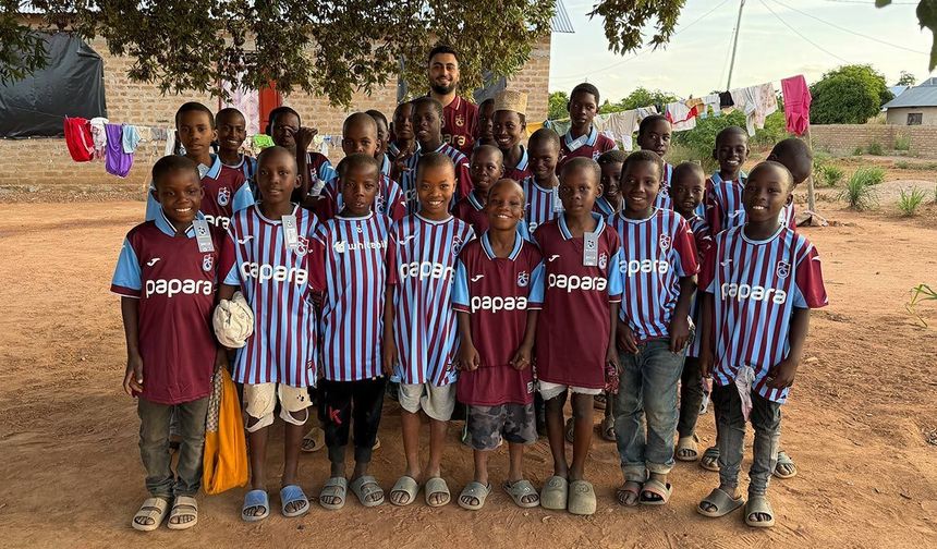 Trabzonspor Sevgisi Tanzanya'daki Çocuklarla Buluştu