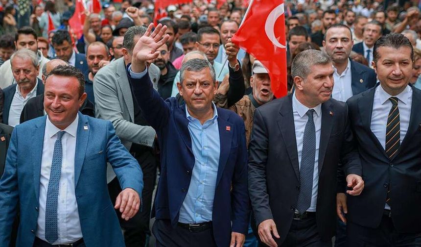 CHP Kulislerinde Yeni Parti İddiası