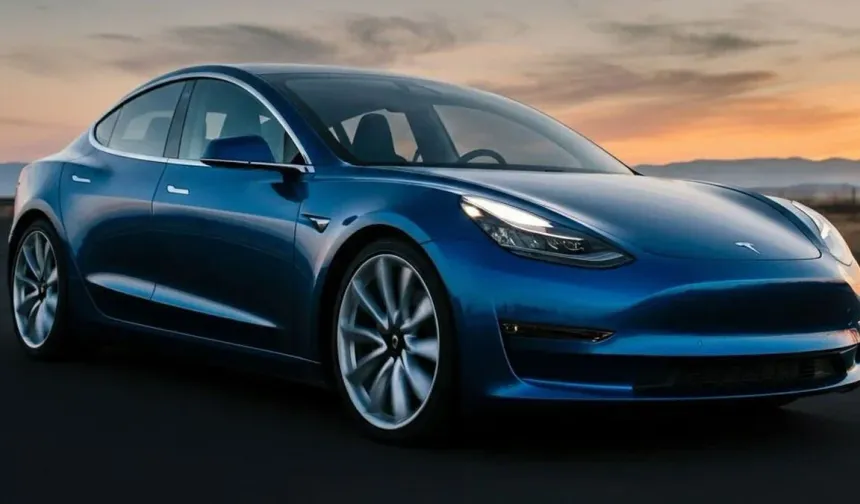 Tesla Grok'u Türkiye'de Kullanıma Sundu