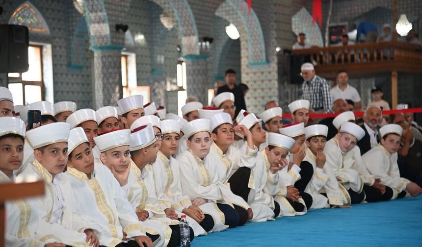 Of'ta 124 Hafız İcazet Belgelerini Aldı