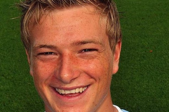 Pozisyon:	Forvet - Santrafor