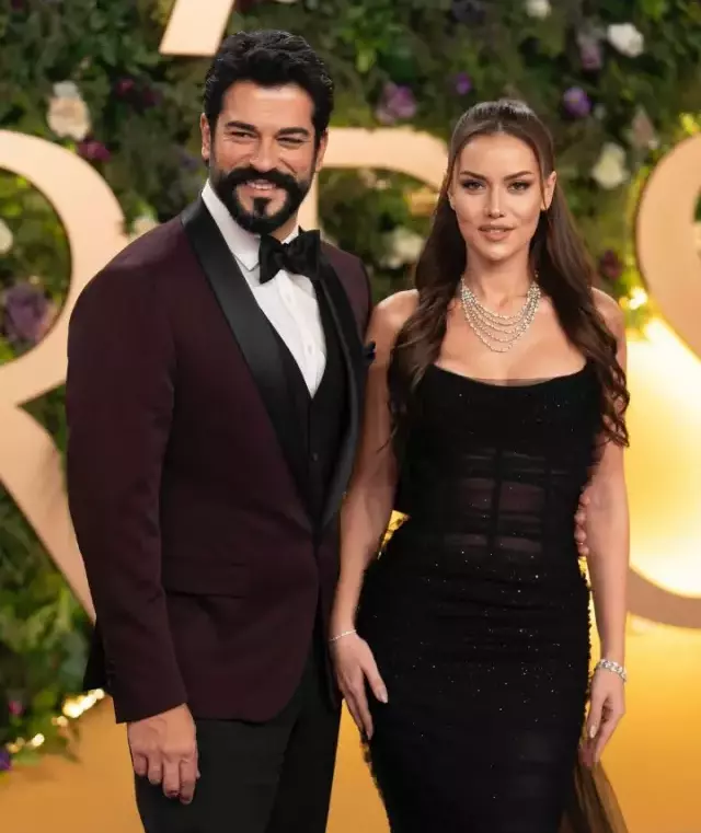 Burak Ozcivit Ve Fahriye Evcen Den Kavga 18282223 8537 M