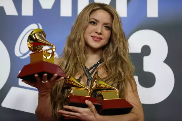 Shakira Peru Da Hastaneye Kaldirildi 18382203 3059 M