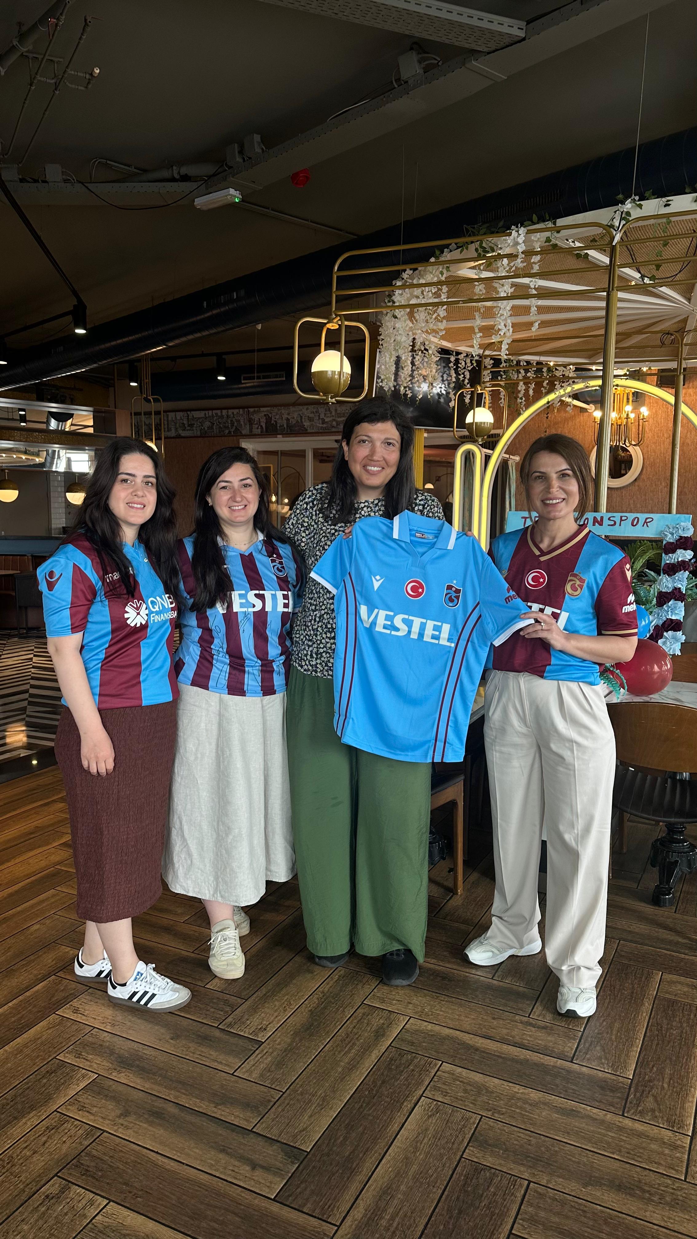 6826819C D54B 47Ea Bc76 331481Cda5B6