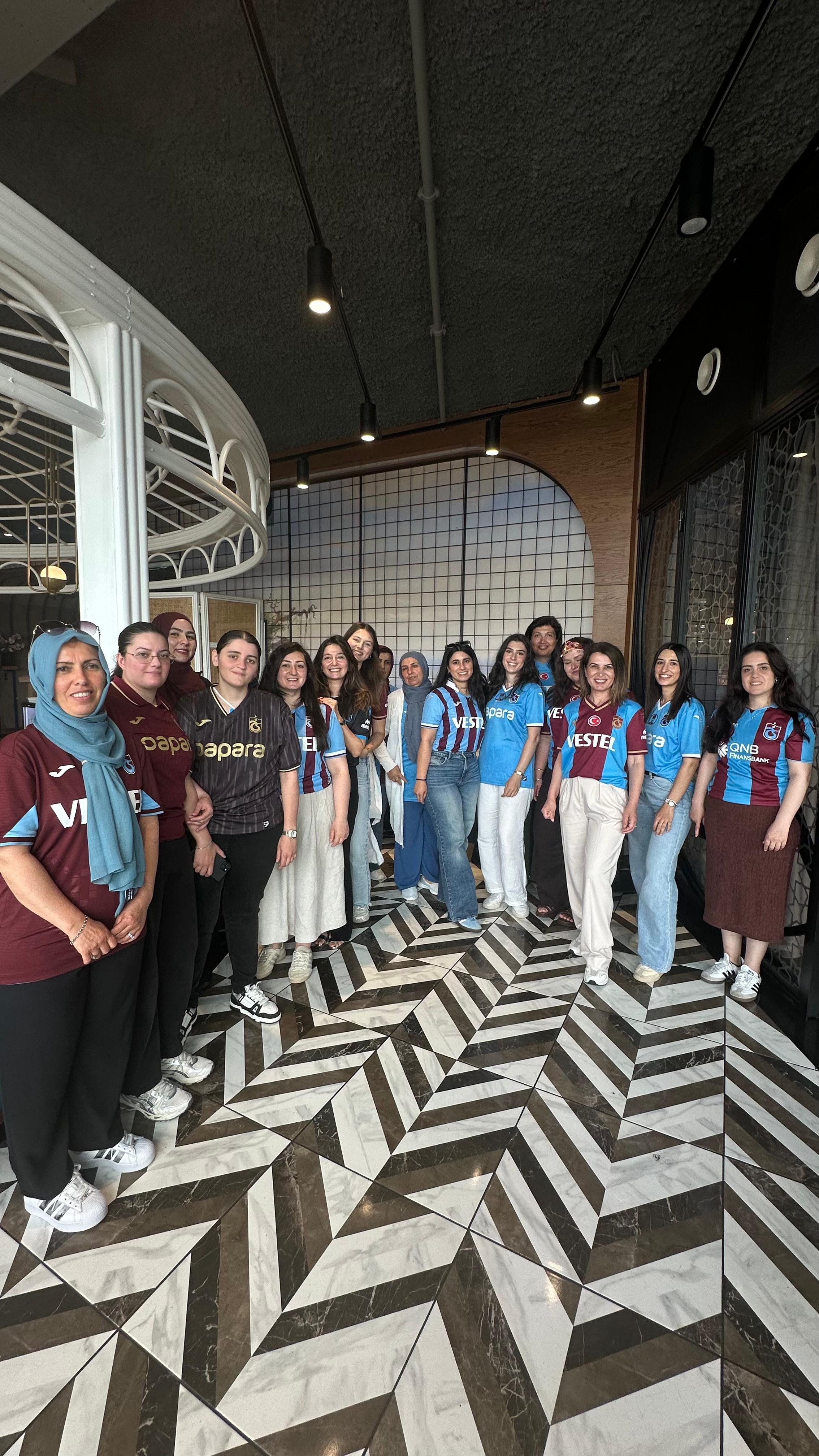 89Fe4105 C5B2 4Ed8 B00D 4A2E33B7291B