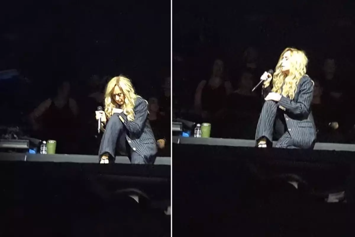 Lara Fabian İstanbul Konserinde Fenalaştı, Kısa Aranın Ardından ...