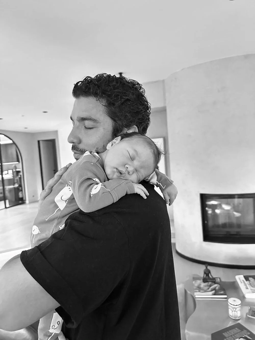 O L Yt7 I I O6 Ea4 O Mfttfi F Q.jpg