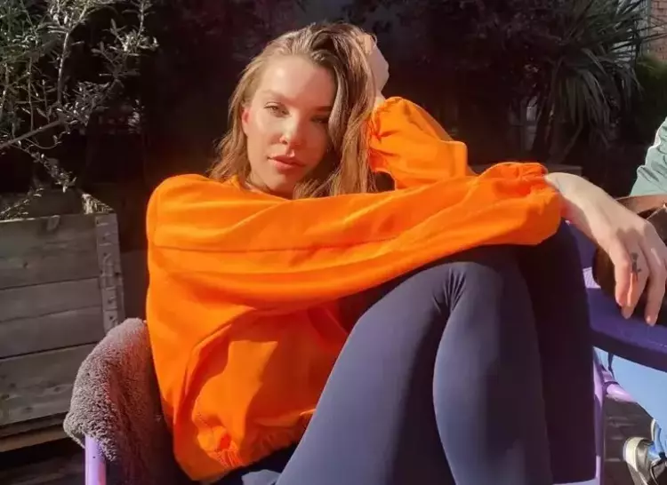 6869375483170E27459Fe612.Jpg
