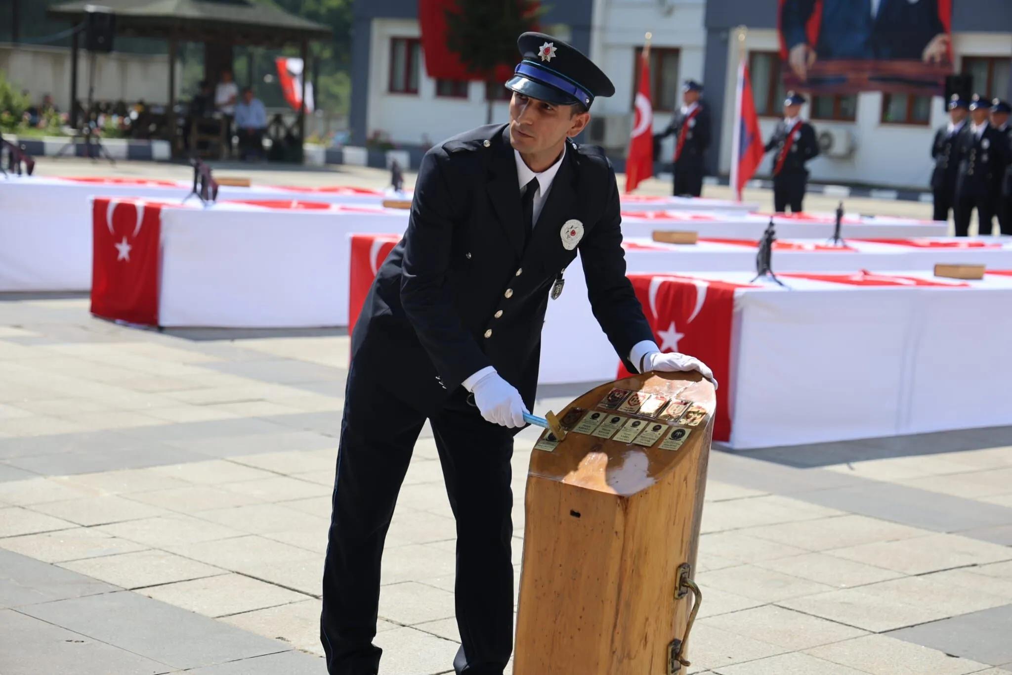 A A 20250723 38640108 38640095 T R A B Z O N R I Z E V E B A Y B U R T T A E G I T I M L E R I N I T A M A M L A Y A N 579 P O L I S A D A Y I M E Z U N O L D U.jpg