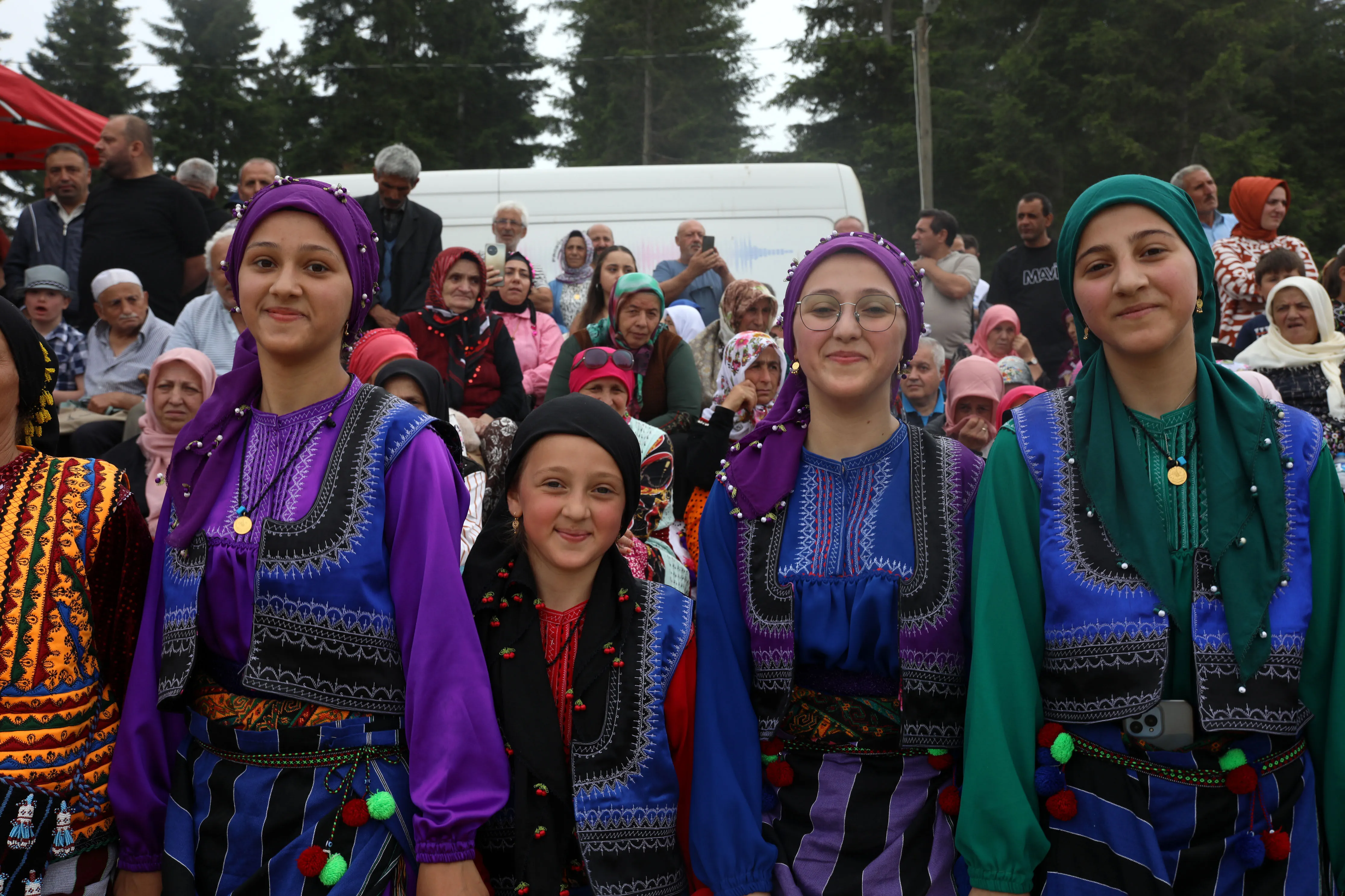 T R A B Z O N D A S U S L U H A Y V A N L A R V E Y O R E S E L K I 813276 240835.Jpg