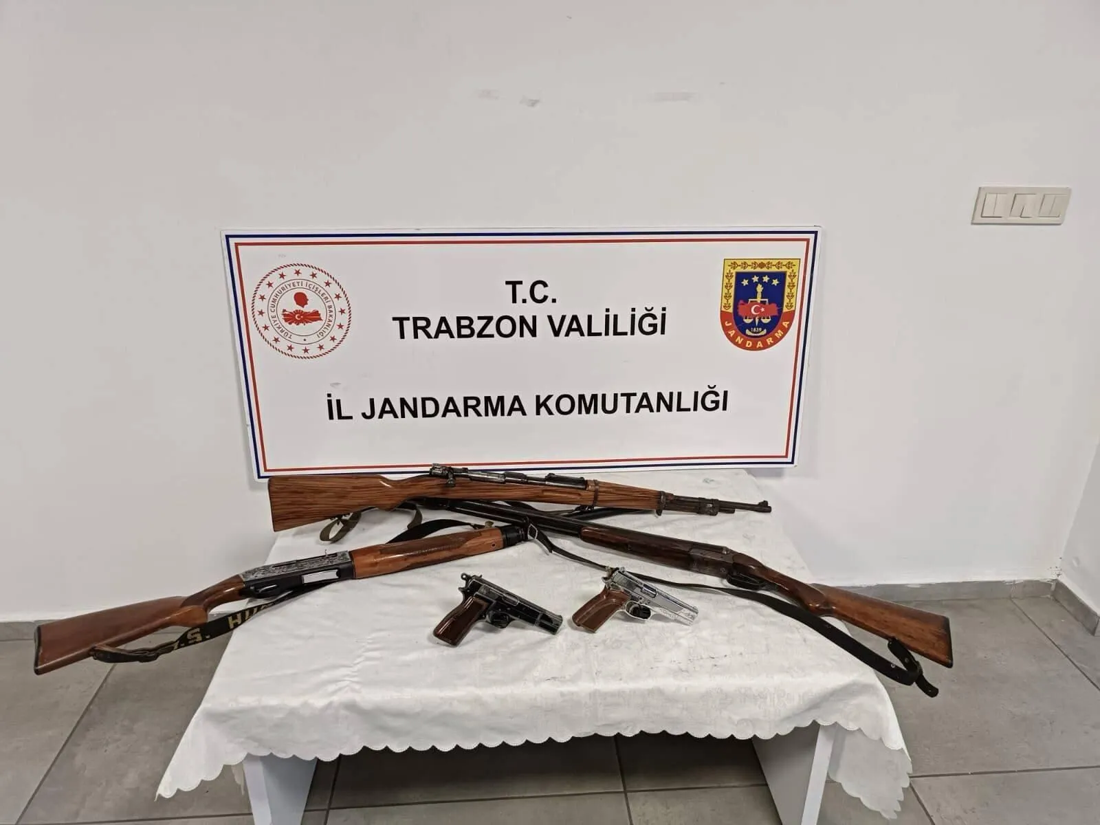 Gxf32Of Xw A Aw0 L C.jpeg