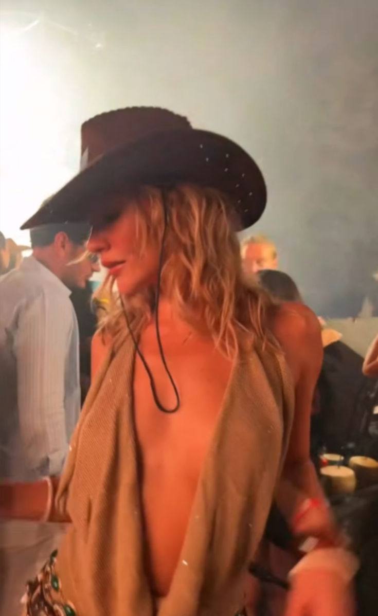 3819318 58E64C7A285Fdbf614Bd78B5Ff8Ca125