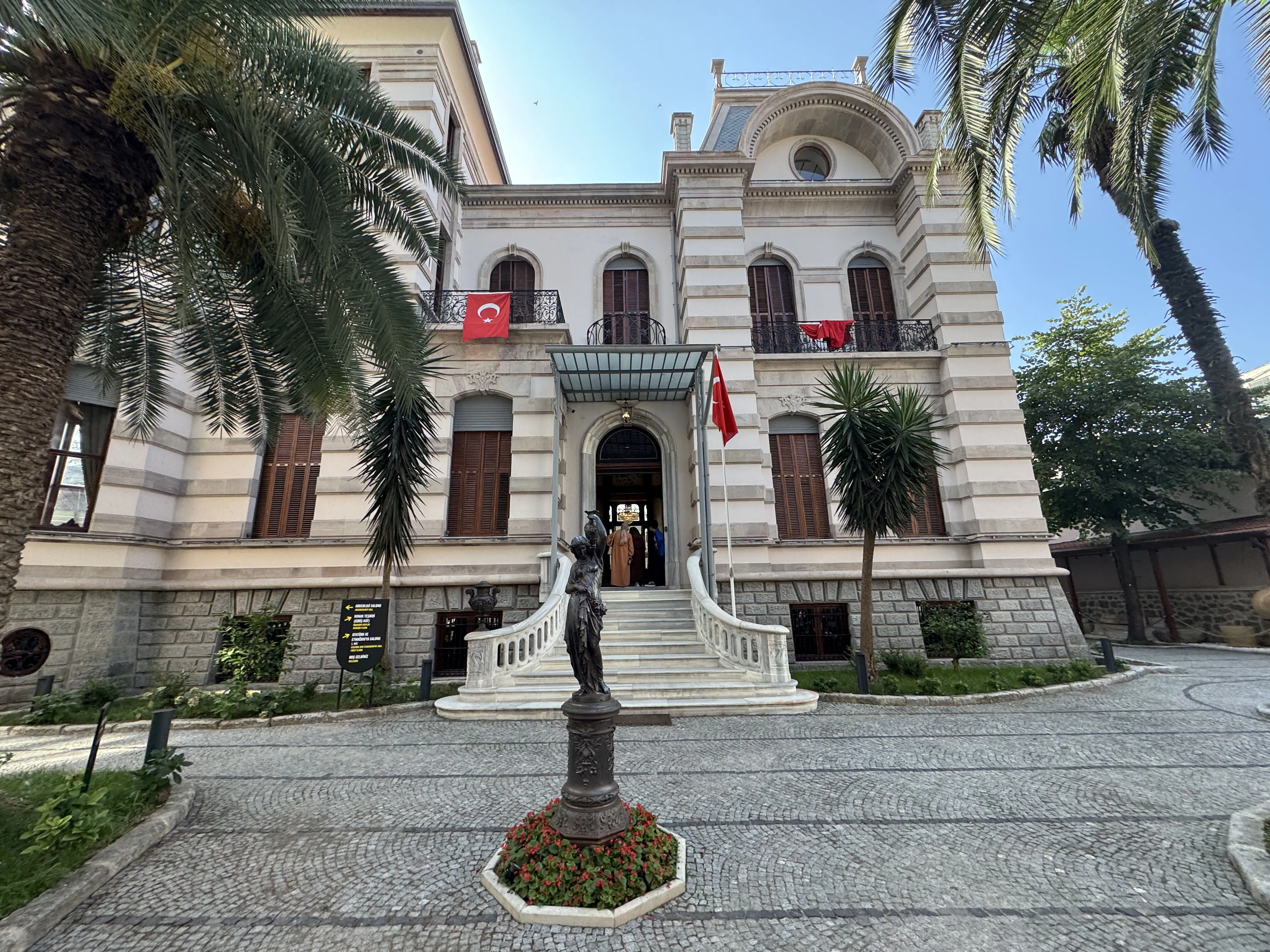 A A 20250906 39033439 39033435 T R A B Z O N D A K I K A Z I L A R D A U L A S I L A N Y A K L A S I K 14 B I N Y I L L I K B U L G U L A R M U Z E D E S E R G I L E N M E Y E B A S L A D I.jpg