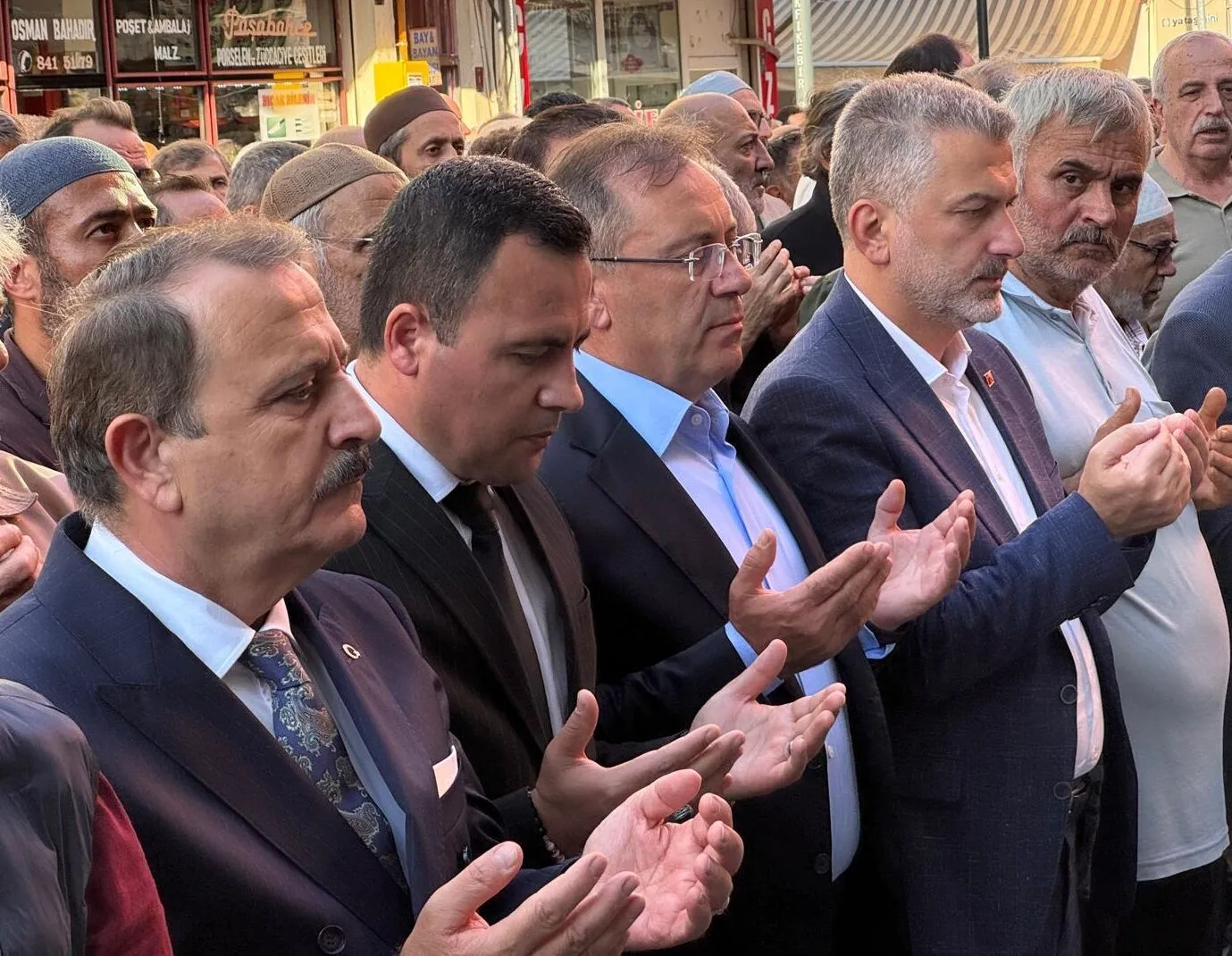 A A 20250923 39203958 39203954 D A N I S T A Y B A S S A V C I S I C E V D E T E R K A N T R A B Z O N D A C E N A Z E T O R E N I N E K A T I L D I.jpg