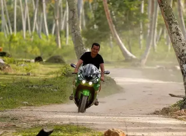 Acun Ilicali Olumun Kiyisindan Dondugu Ani Ilk 19085633 2013 M.jpg