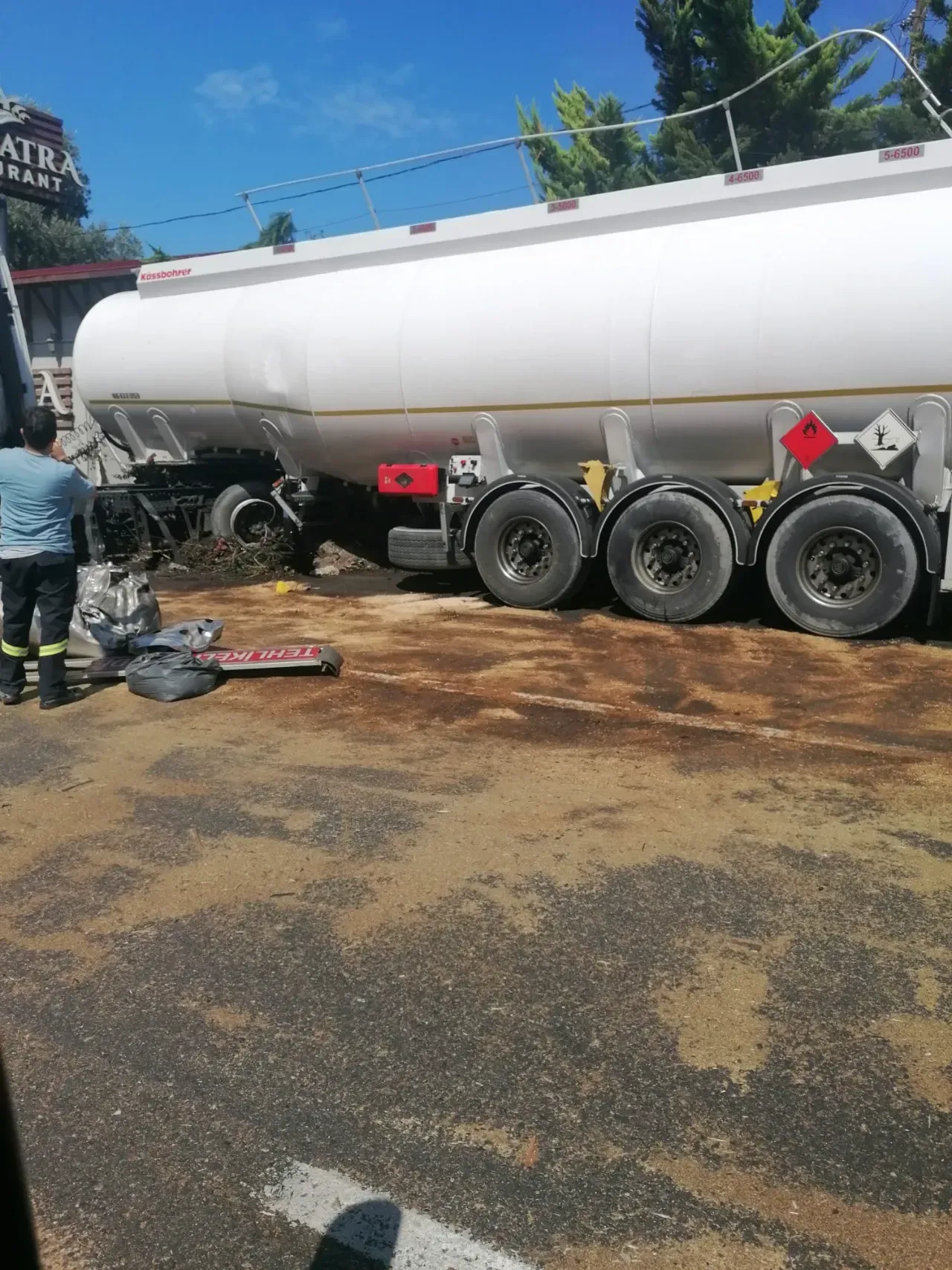 Trabzonda Tir Tanker Yoldan Cikti 1
