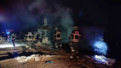 6903D5B6Bc4Ba Corumda Mustakil Ev Alev Alev Yandi T