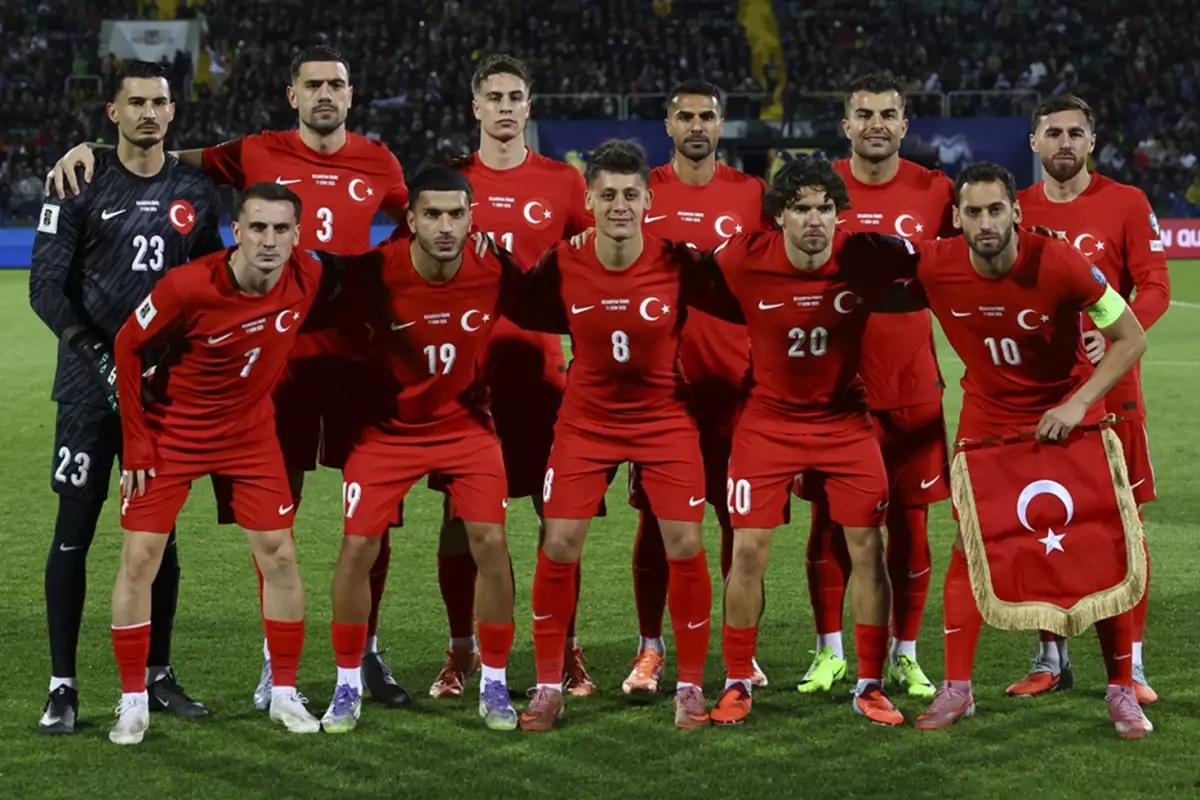 A Milli Takim Da Buyuk Kriz Yildiz Futbolcu 19140323 499 Amp