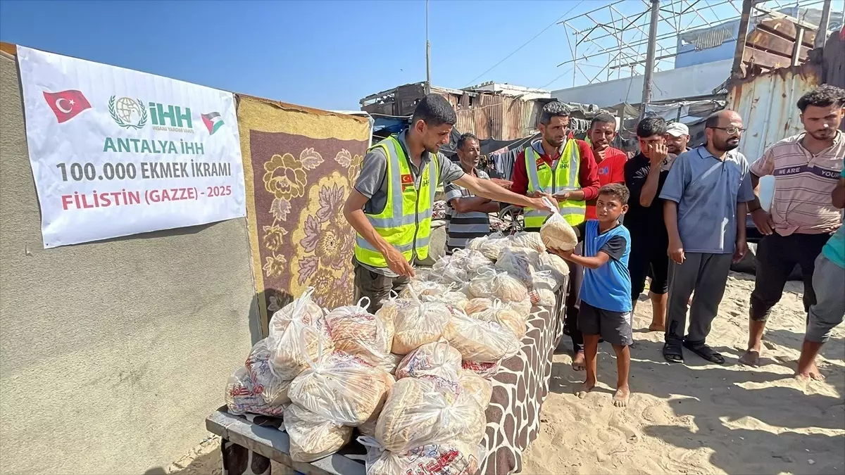 Antalya Ihh Gazze Ye 100 Bin Ekmek Destegi Sa 19202848 Amp