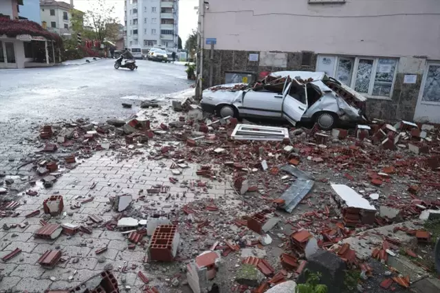 Balikesir De 4 6 Lik Bir Deprem Daha 19193336 8182 M-1