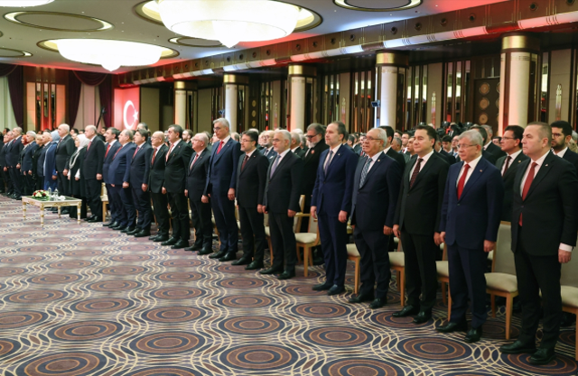 Bestepe Deki 29 Ekim Resepsiyonunda Dikkat Ceken 19199377 4119 M