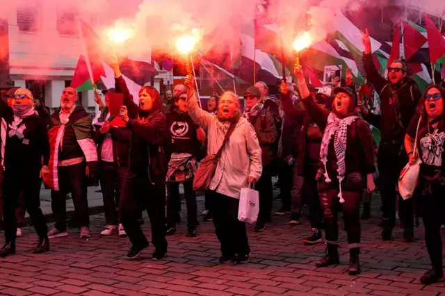 Binler Sokaga Indi Norvec Ten Israil Maci Oncesi 19138747 3898 M