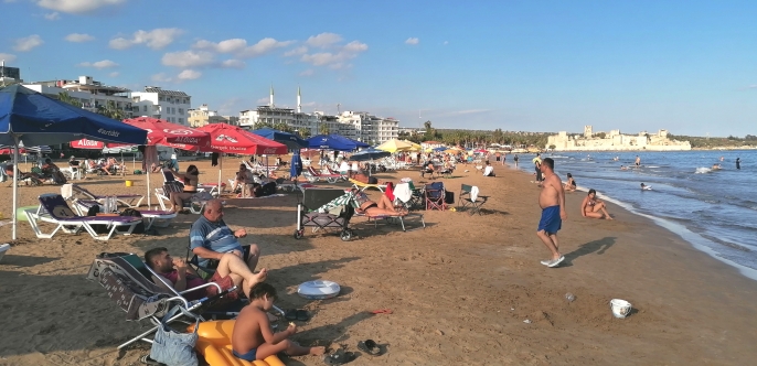 Ekim Ortasinda Denizin Keyfi Kizkalesi Nde Yazdan Kalma Gunler 1 1760258132