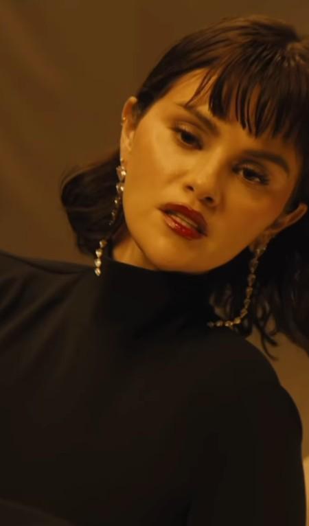 Estetigi Abartan Selena Gomez In Son Hali Turkucu 19185323 4833 M