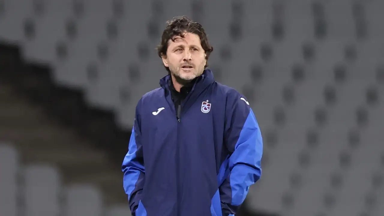 Fatih Tekke 001