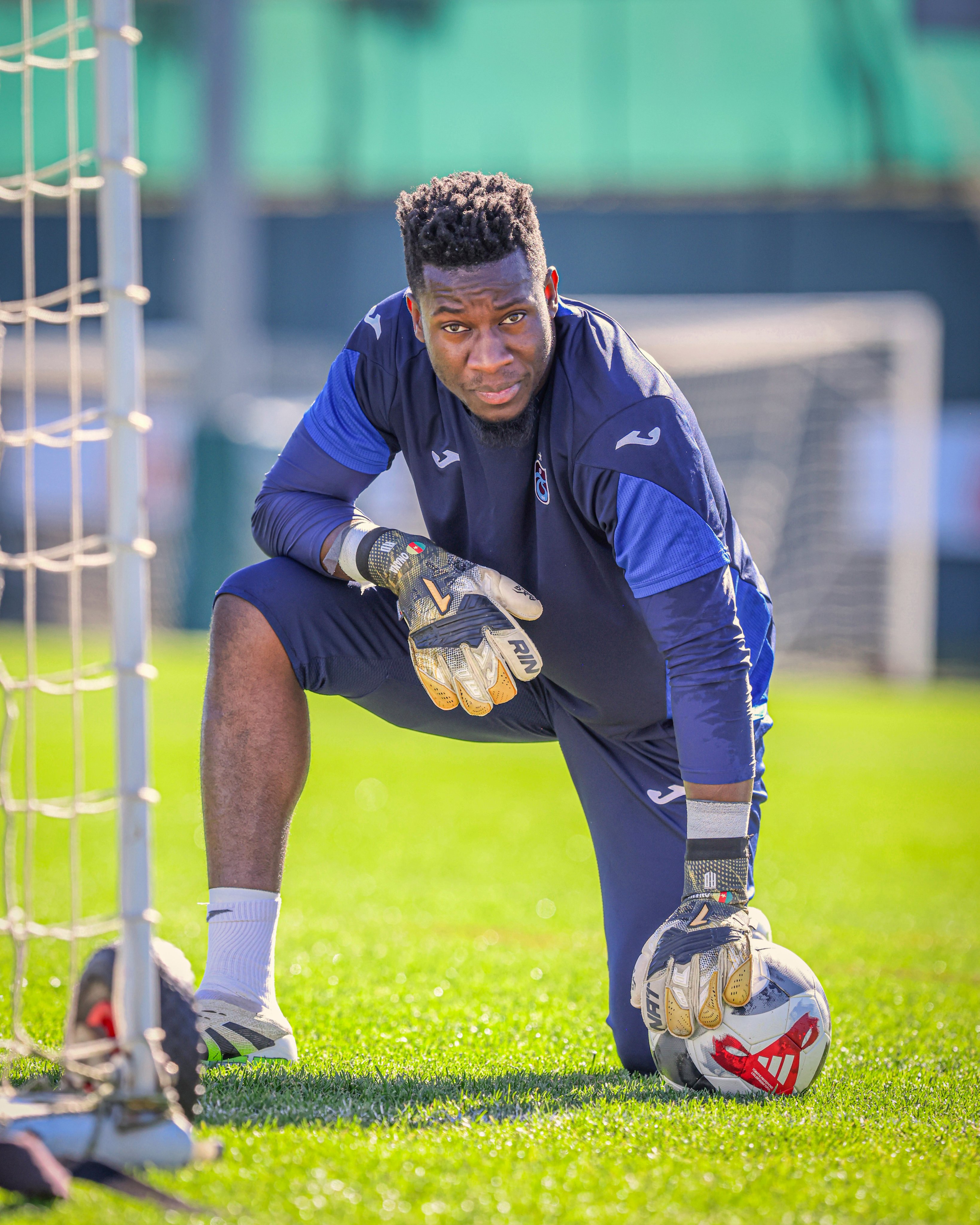 G4L J Ubq Ws A A T W J K