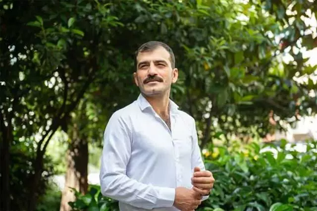 H Rla L 1759564983 233 W640 H426