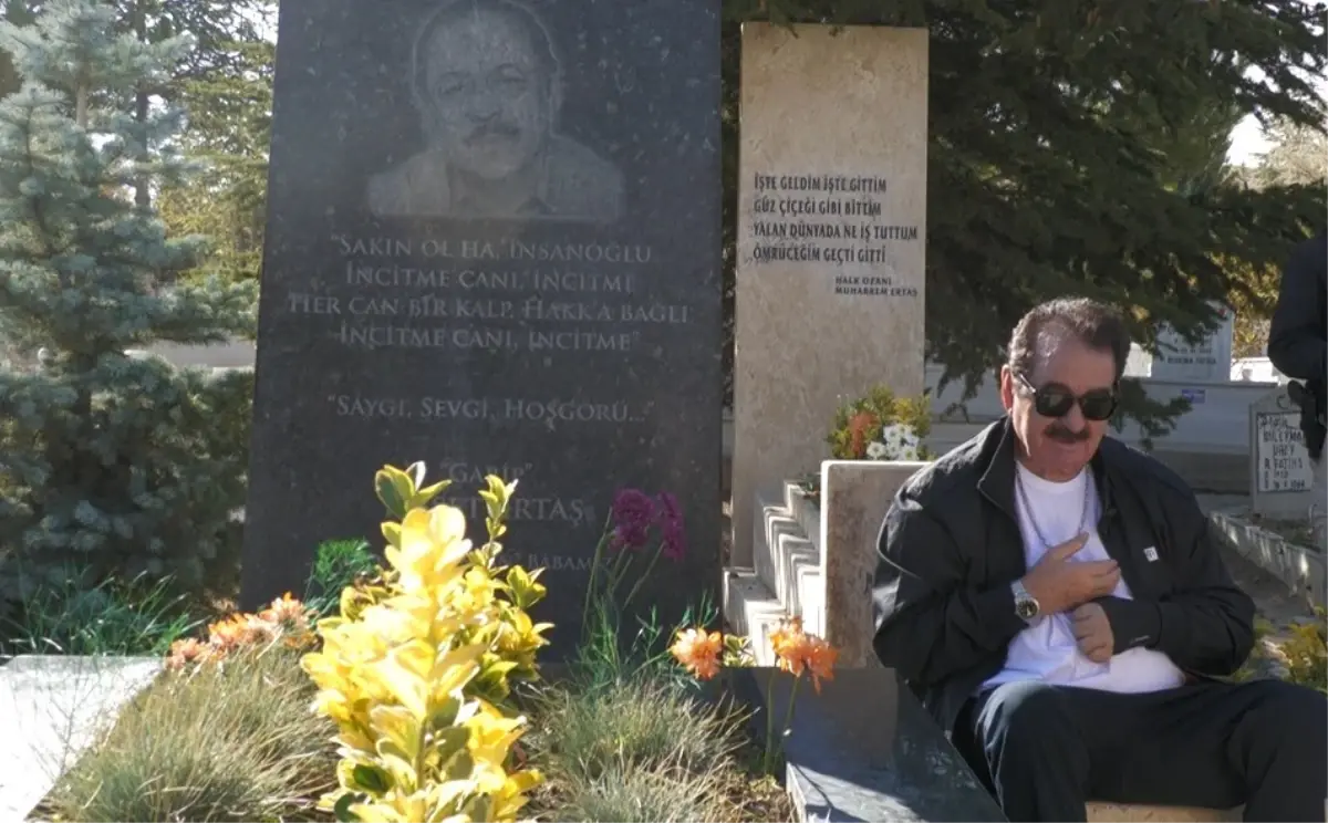 Ibrahim Tatlises Ten Neset Ertas In Mezarina 19138719 Amp