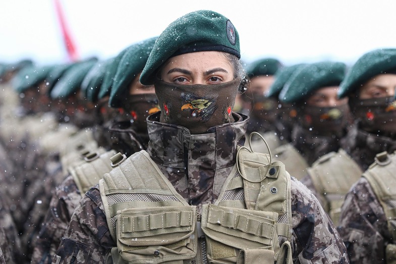 Kadinlara Zorunlu Askerlik Mi Geliyor Kadinlara Zorunlu Askerligin Oldugu Ulkeler D H U56Q8D