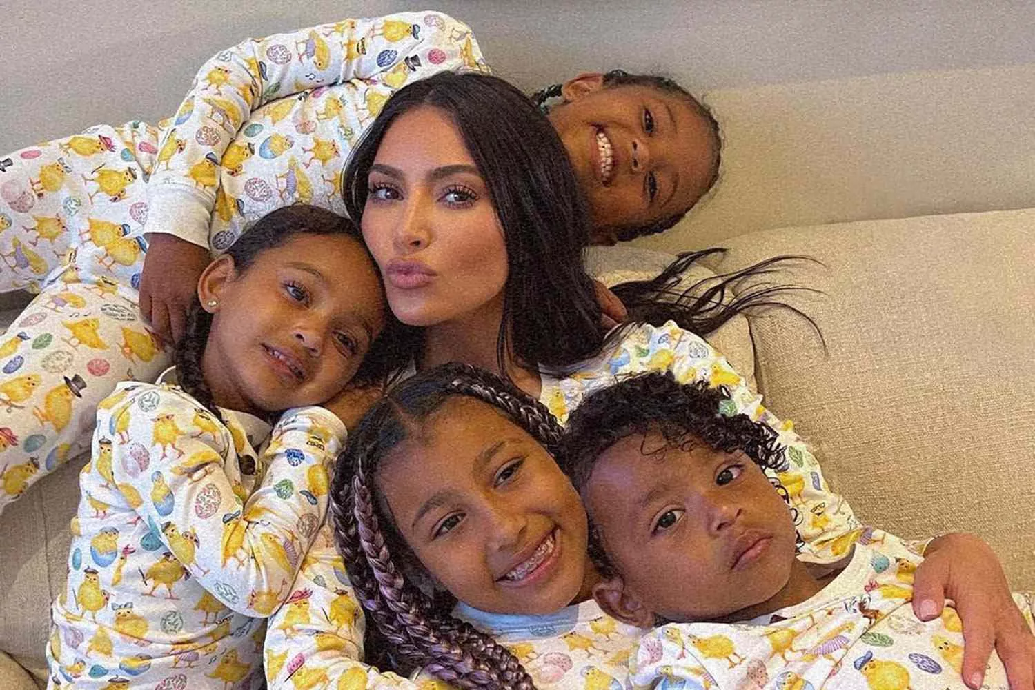 Kim Kardashian Children North Psalm Saint Chicago 042522 727603D5B7Fd460Da644E14F3A1531Af