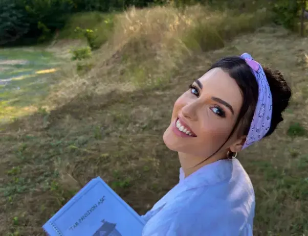 Kurulus Orhan Nilufer Hatun Kimdir Mahassine 19199469 7045 M