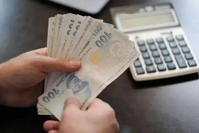 Milyonlarca Calisani Ilgilendiren Duzenleme Izin 19145517 3680 M