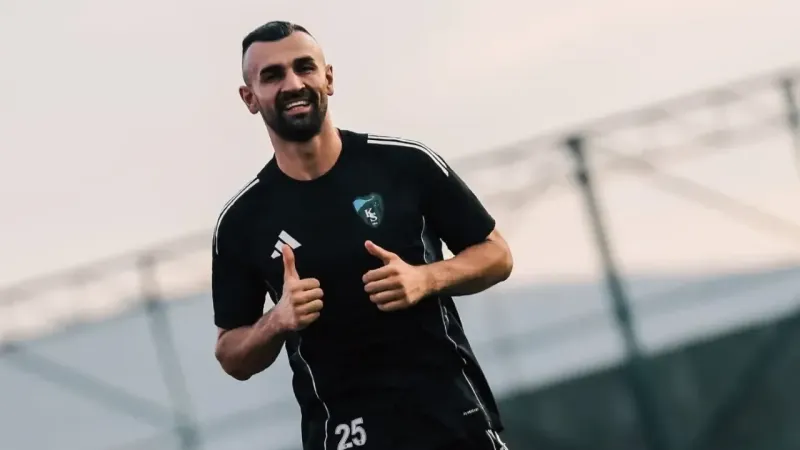 Serdar Dursun Kocaelisporla Ilk Idmanina Cikti