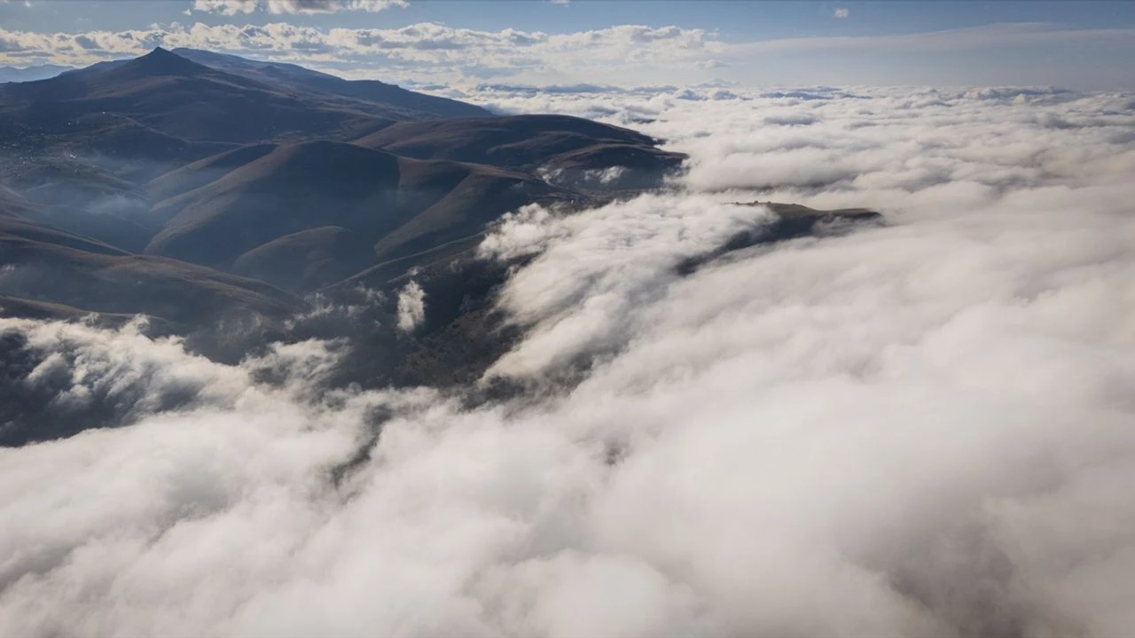 Sultan Murat Yaylasi Sis Altindaki Guzelligiyle Ziyaretcilerini Karsiliyor