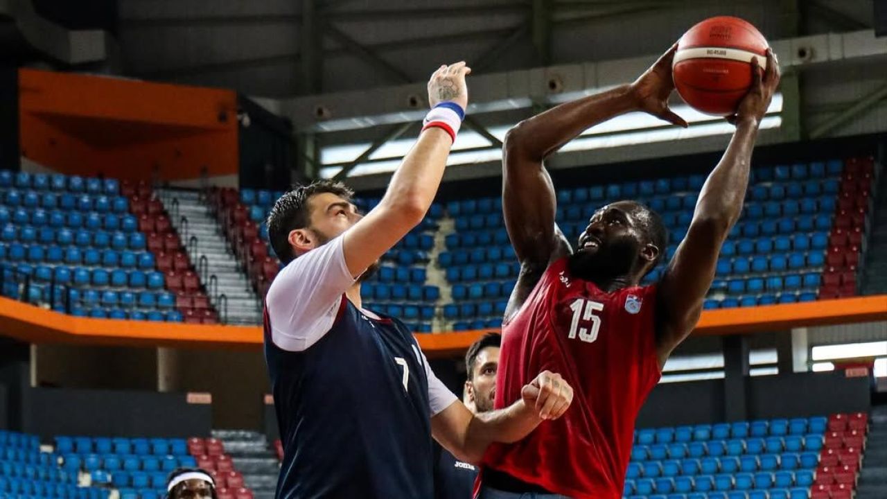 Trabzonspor Anadolu Efesi Agirliyor Dev Macin Biletleri Satisa Cikti 1767477127
